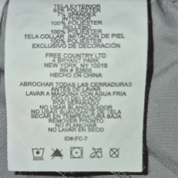 Free Country Woman Bright Pink Raincoat - Picture 13 of 13